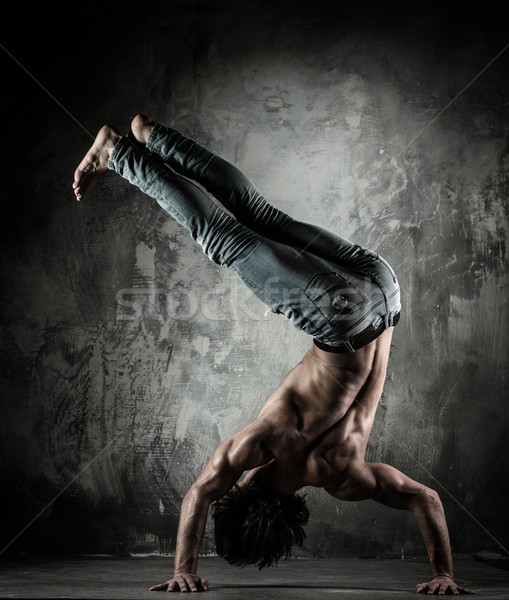 Jungen bboy Mann nackt Torso Bremse Stock foto © Nejron