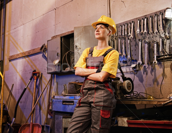 Vrouwelijke fabrieksarbeider vrouw meisje werk werknemer Stockfoto © Nejron