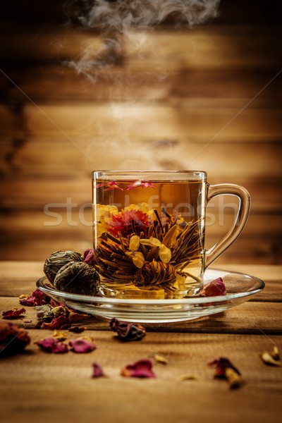 Glas Tasse Tee Blume Holz Hintergrund Stock foto © Nejron