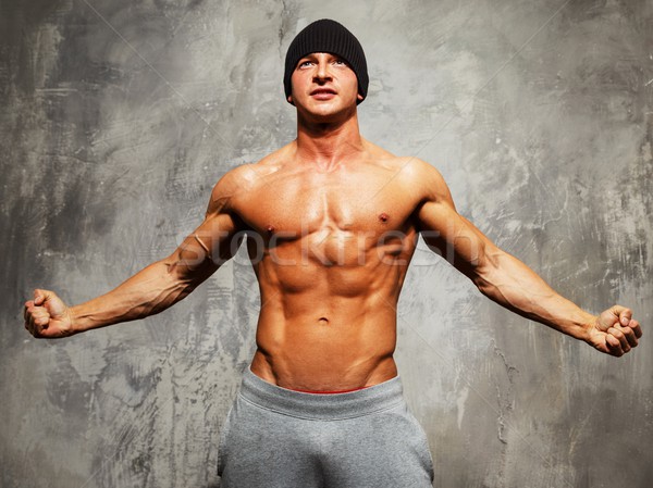 Homem bonito muscular torso seis posando homem Foto stock © Nejron