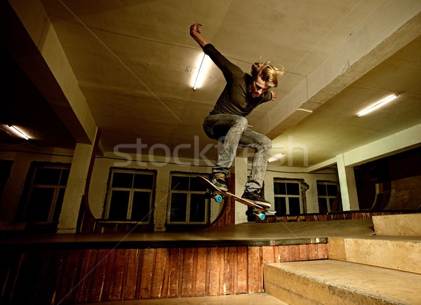 若い男 スタント ジャンプ スケート 代 ストックフォト © Nejron