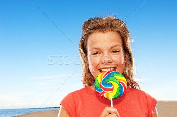 Zdjęcia stock: Happy · girl · słodkie · candy · niebo · dziewczyna · dziecko