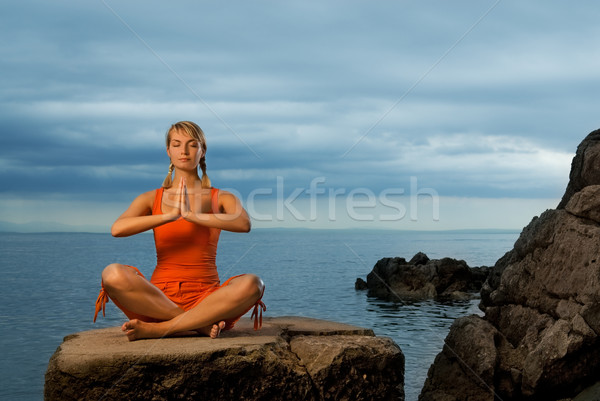 Foto d'archivio: Bella · yoga · esercizio · esterna · cielo