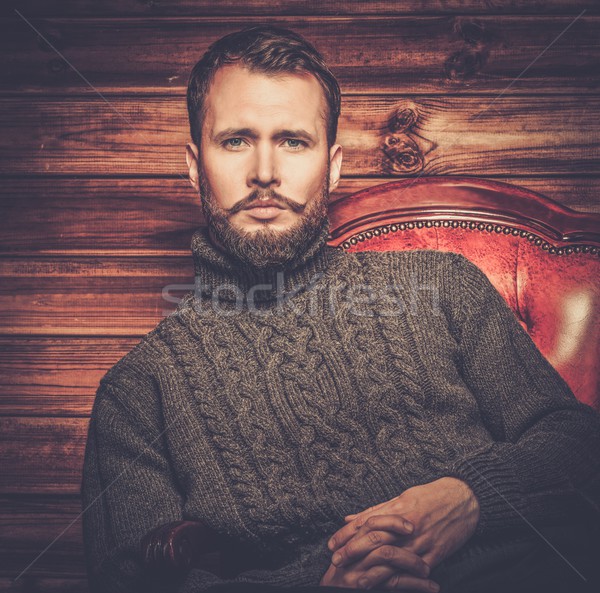 Przystojny mężczyzna sweter rozpinany wiejski Zdjęcia stock © Nejron