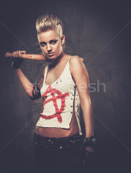 Punk dziewczyna kij baseballowy twarz wojny baseball Zdjęcia stock © Nejron