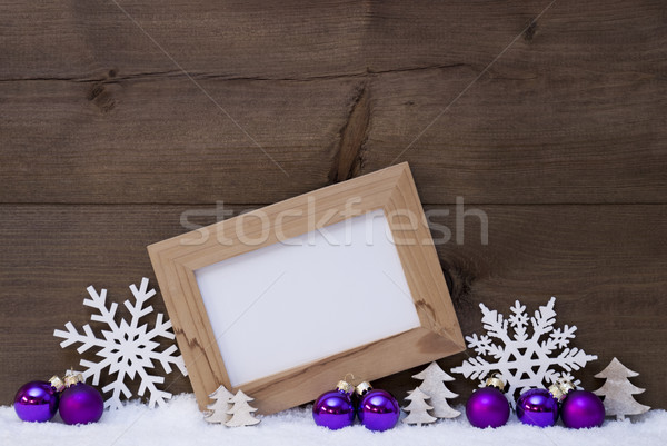 Foto stock: Roxo · natal · decoração · cópia · espaço · neve · floco · de · neve