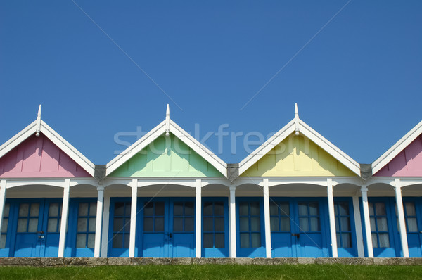 Strand kleurrijk blauwe hemel huis zomer Stockfoto © nelsonart