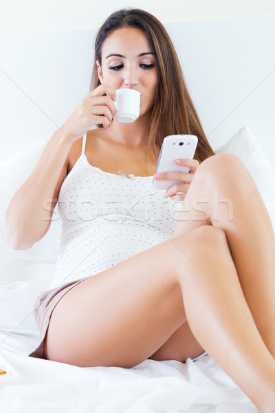 красивой питьевой кофе мобильного телефона портрет Сток-фото © nenetus