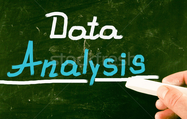 データ 分析 業界 マーケティング グラフ 計画 ストックフォト © nenovbrothers