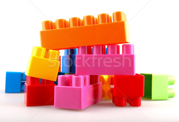 [[stock_photo]]: Plastique · blocs · de · construction · blanche · fond · boîte · vert