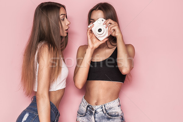 Genç ikizler fotoğrafları güzel Stok fotoğraf © NeonShot