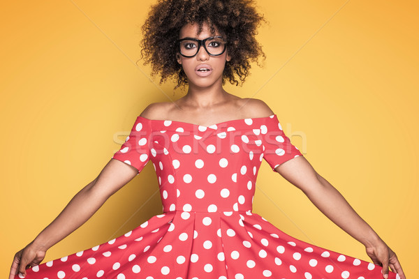 Stock fotó: Afroamerikai · lány · vörös · ruha · gyönyörű · fiatal · nő