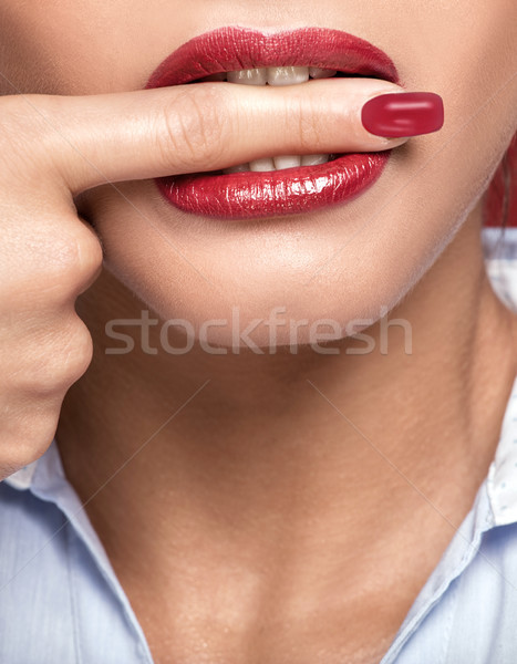 Stock foto: Weiß · beißen · Finger · Foto · roten · Lippen