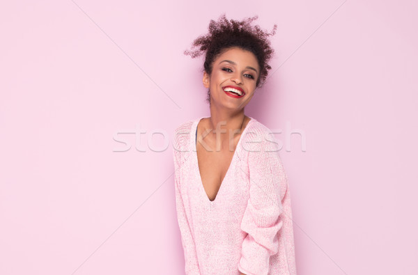 Boldog afro lány elképesztő mosoly pózol Stock fotó © NeonShot