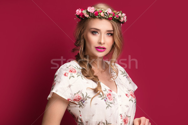 Beleza feminino modelo flores moda retrato Foto stock © NeonShot