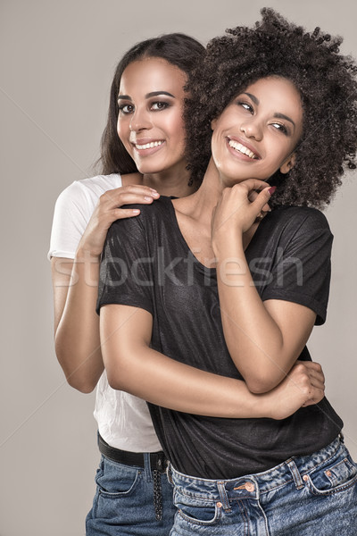 Zâmbitor frumos african american fete frumuseţe fotografie Imagine de stoc © NeonShot
