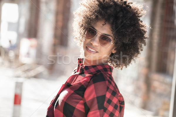 Nina afro peinado de moda jóvenes Foto stock © NeonShot
