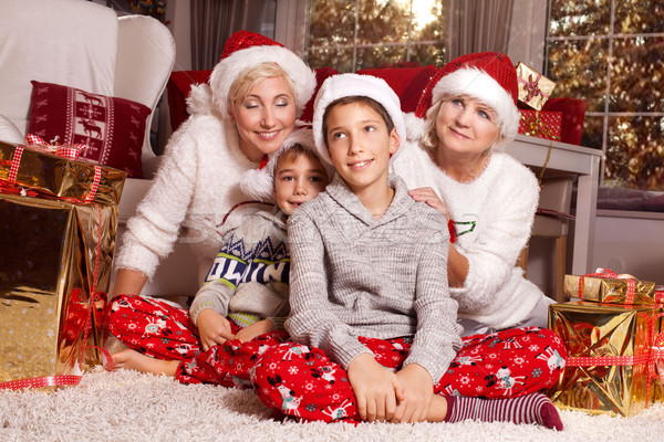 Christmas tijd gelukkig gezin home geschenken jongens Stockfoto © NeonShot