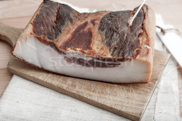 Darabok füstölt disznóhús szalonna fa deszka étel Stock fotó © nessokv