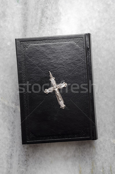 Christian croix bible marbre livre Photo stock © nessokv