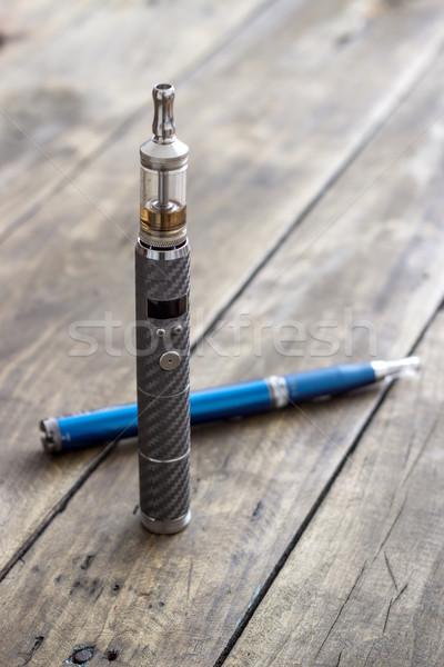 Fejlett berendezés fa asztal ipar acél dohányzás Stock fotó © nessokv