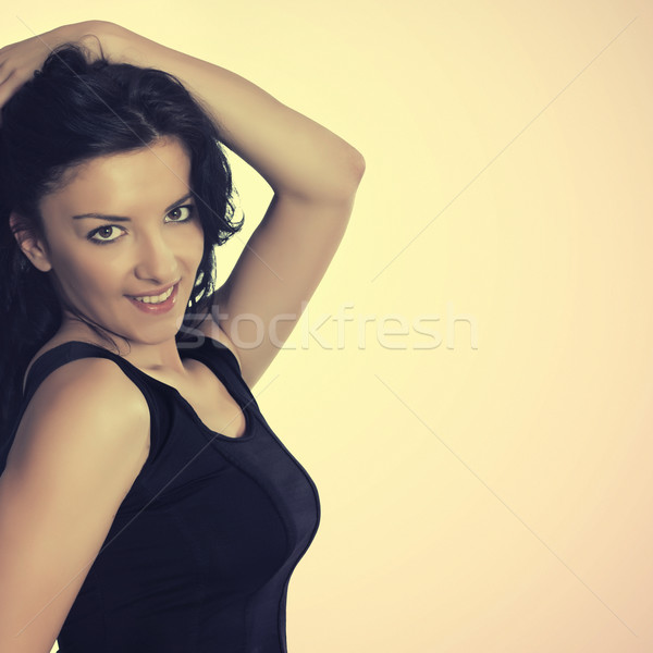 肖像 女孩 黑頭髮 關閉 黑色 顏色 商業照片 © nessokv