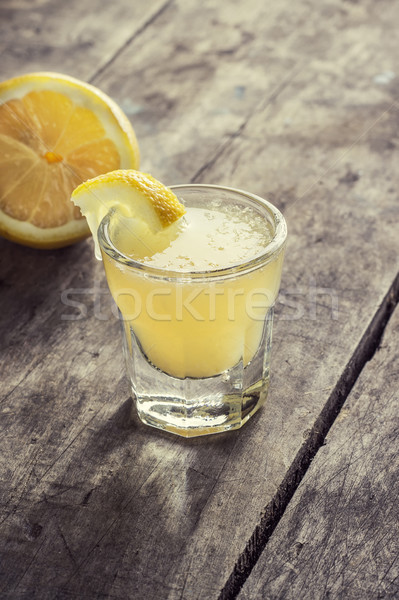 Citron liqueur bois printemps table boire [[stock_photo]] © nessokv