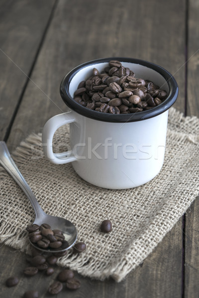 咖啡豆 搪瓷 杯 木 商業照片 © nessokv