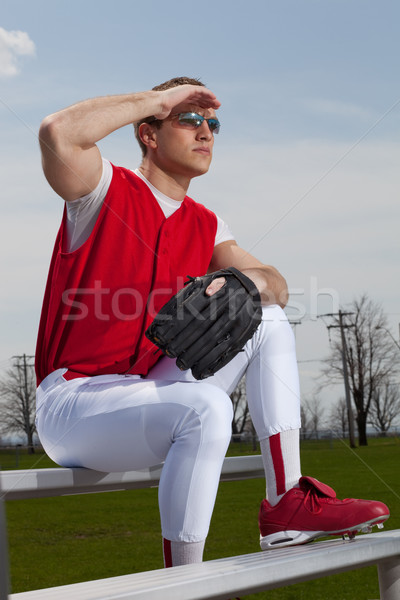 Jogador de beisebol esportes equipe vermelho parque branco Foto stock © nickp37