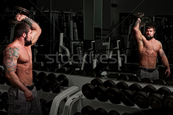 Homme bodybuilder gymnase homme fitness [[stock_photo]] © nickp37