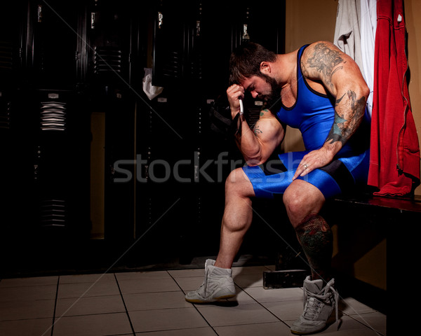 Muscular luchador vestuario partido hombre deportes Foto stock © nickp37