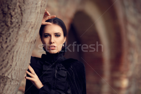 Schönen dunkel Prinzessin Burg Porträt gotischen Stock foto © NicoletaIonescu