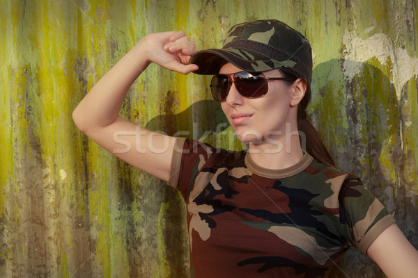 Soldat Tarnung Porträt glücklich schönen Stock foto © NicoletaIonescu