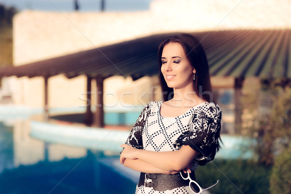 Fericit femeie piscină portret Imagine de stoc © NicoletaIonescu