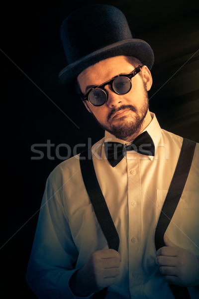 Hombre superior sombrero steampunk gafas retro Foto stock © NicoletaIonescu