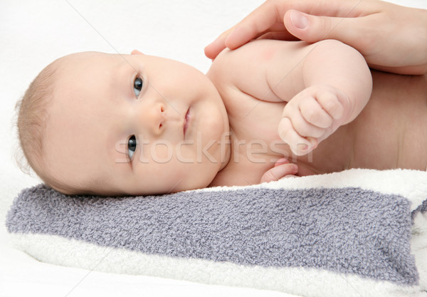 Baby opieki kąpieli kobieta ręce strony Zdjęcia stock © nikkos