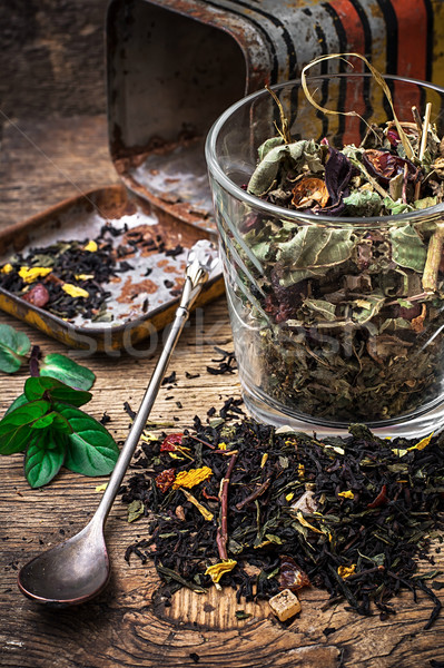 Tea főzet levelek asztal vidék virág Stock fotó © nikolaydonetsk