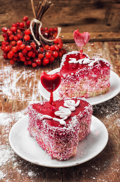 Kettő desszert ünnep valentin nap torta forma Stock fotó © nikolaydonetsk