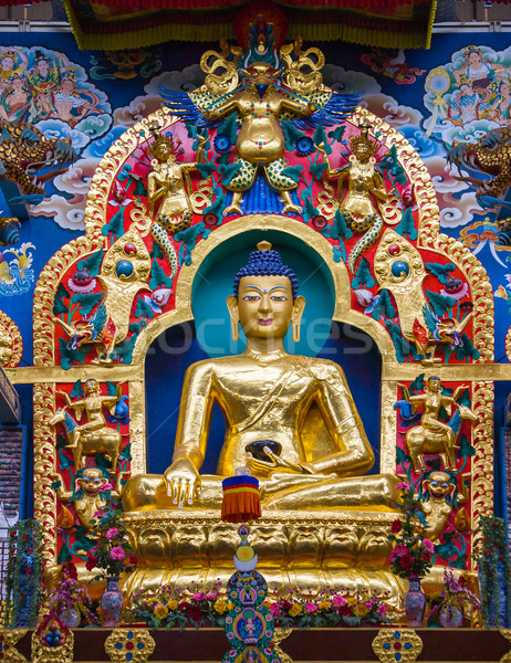Altın Buda büyük yaldızlı tanrı Stok fotoğraf © nilanewsom