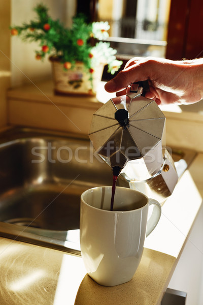 Férfi adag kávé edény közelkép fiatal Stock fotó © nito