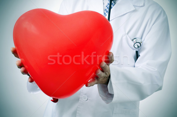 心臓血管の 薬 医師 赤 バルーン ストックフォト © nito