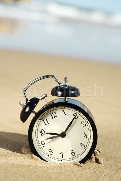 Budzik plaży alarm piasku czasu Zdjęcia stock © nito