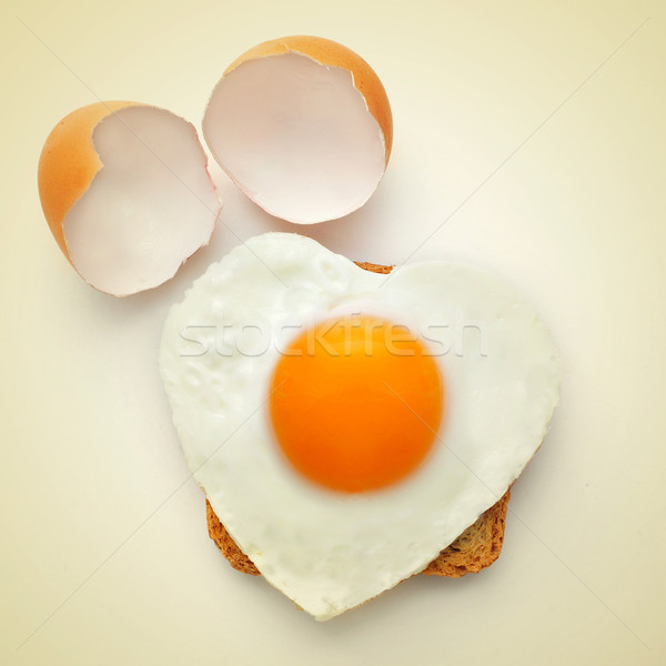 [[stock_photo]]: Toast · fissuré · shell · beige · rétro