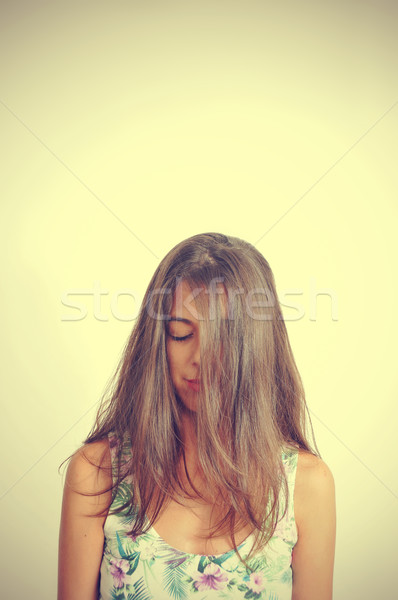 年輕 女子 閉眼 肖像 頭髮 商業照片 © nito