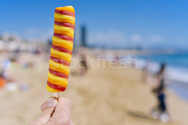 Mann Essen Eis am Stiel Strand erfrischend Stock foto © nito
