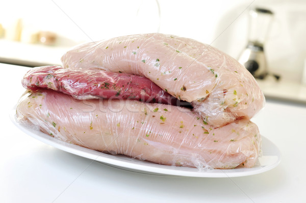 Nyers hús műanyag tányér darabok különböző Stock fotó © nito