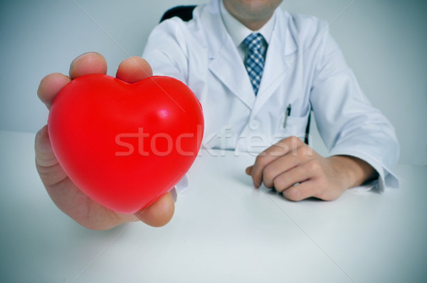 Cardiovascular sănătate om alb haina Imagine de stoc © nito