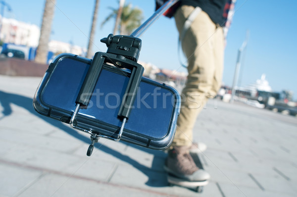 łyżwiarz sportowe miejskich zabawy stóp Zdjęcia stock © nito