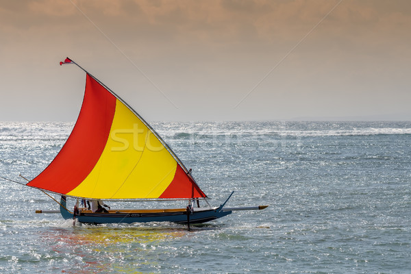 Stok fotoğraf: Balıkçı · tekne · bali · plaj · balık · güneş