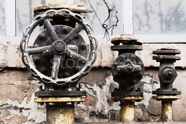 Rusted valve Stock photo © Nneirda